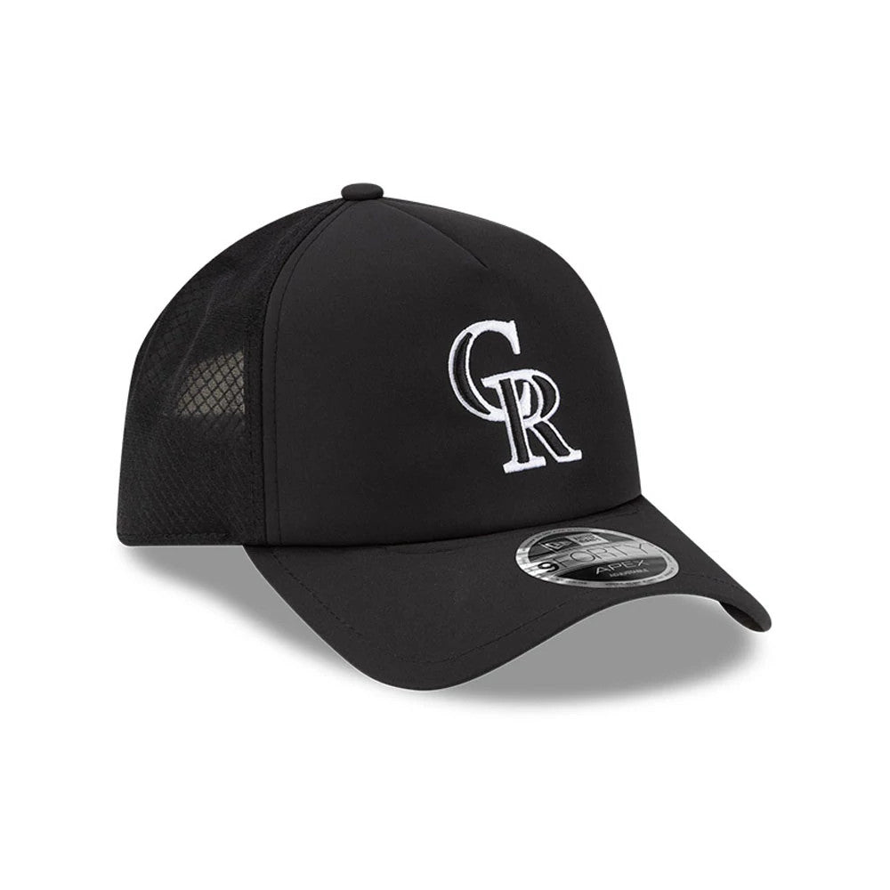 Colorado Rockies MLB Batting Practice 2026 Black New Era 9FORTY Apex Adjustable Cap, three-quarter view showing the raised white CR logo embroidered on the front panel, a curved black visor with 9FORTY size sticker, and black mesh side panels.