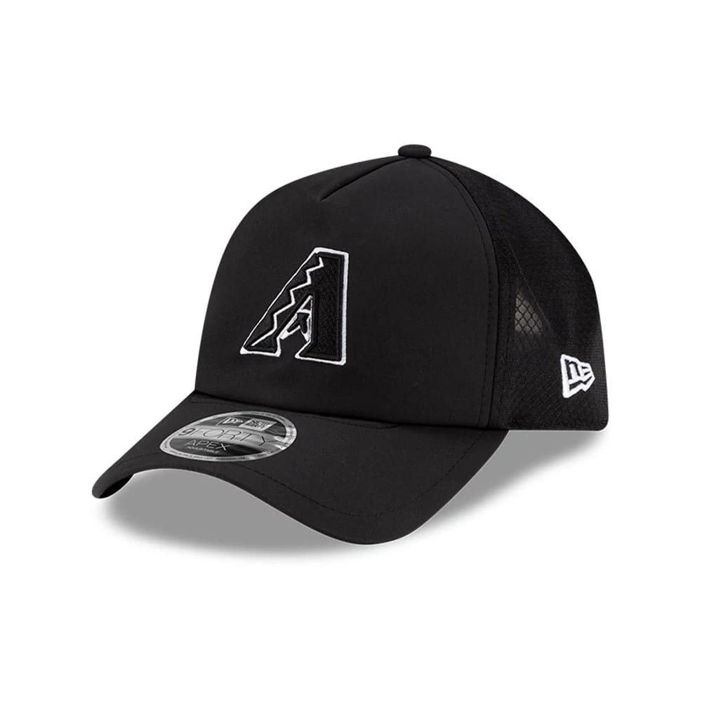 Arizona Diamondbacks MLB Batting Practice 2026 Black New Era 9FORTY Apex Adjustable Cap, three-quarter view showing a raised black and white Arizona A logo on the front panel, black curved visor with 9FORTY size sticker.