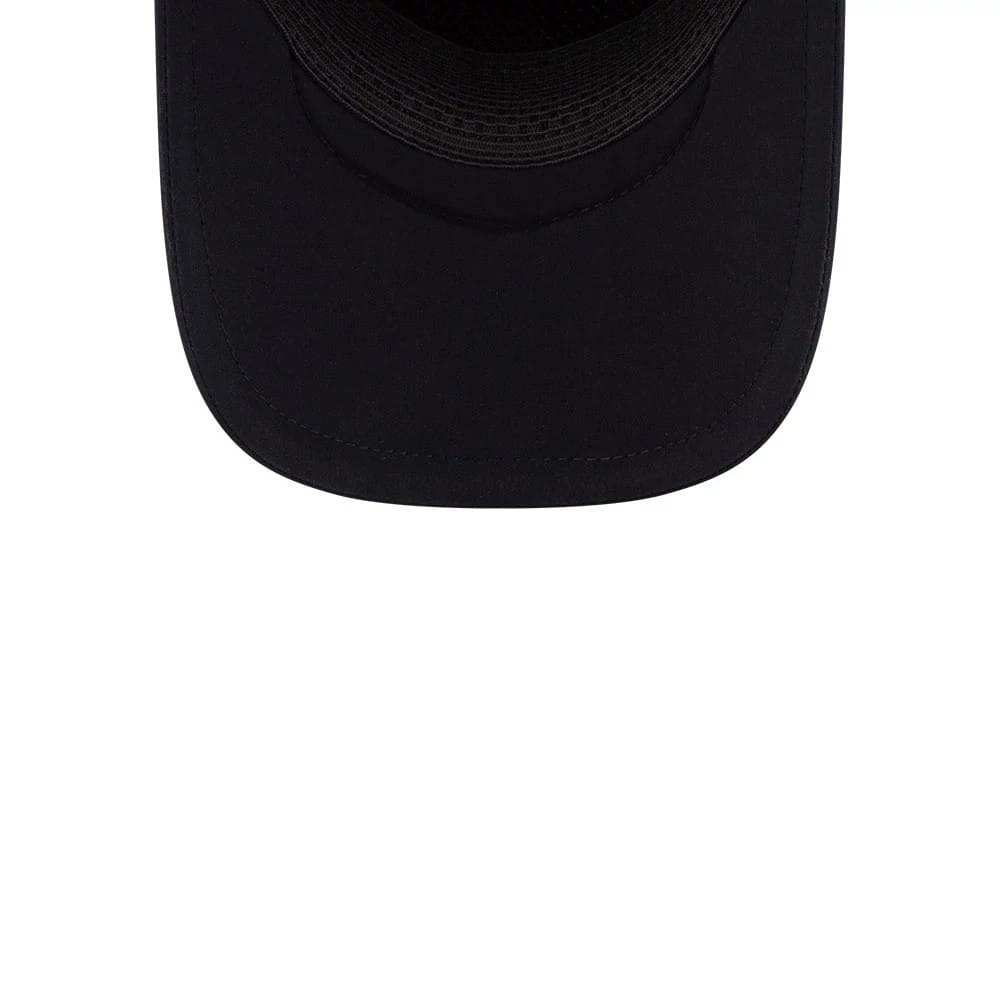 Pictured is this MLB Batting Practice 2026 Atlanta Braves 9FORTY Apex cap in navy. 7