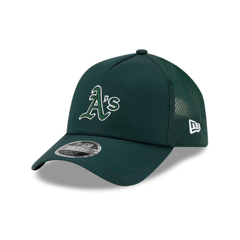 Athletics MLB Batting Practice 2026 Dark Green New Era 9FORTY Apex Adjustable Cap, three-quarter view showing a white and green A's logo embroidered on the front panel, a dark green curved visor with a 9FORTY size sticker, and mesh on the side.