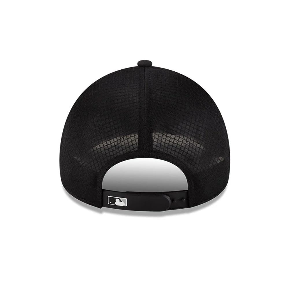 Chicago White Sox MLB Batting Practice 2026 Black New Era 9FORTY Apex Adjustable Cap, rear view showing the black and white embroidered MLB Batterman logo on the adjustable black strap, with a mesh pattern on the structured back panels.