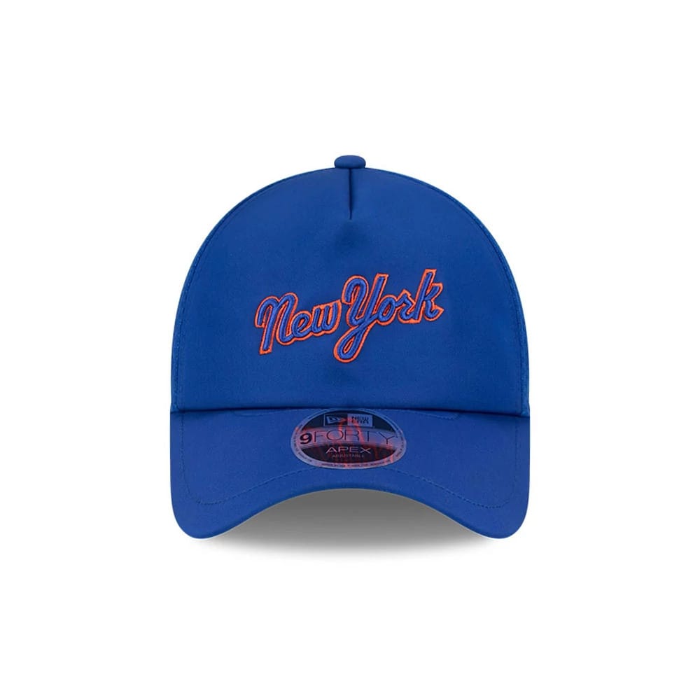 Pictured is this MLB Batting Practice 2026 New York Mets 9FORTY Apex cap in Blue. 2