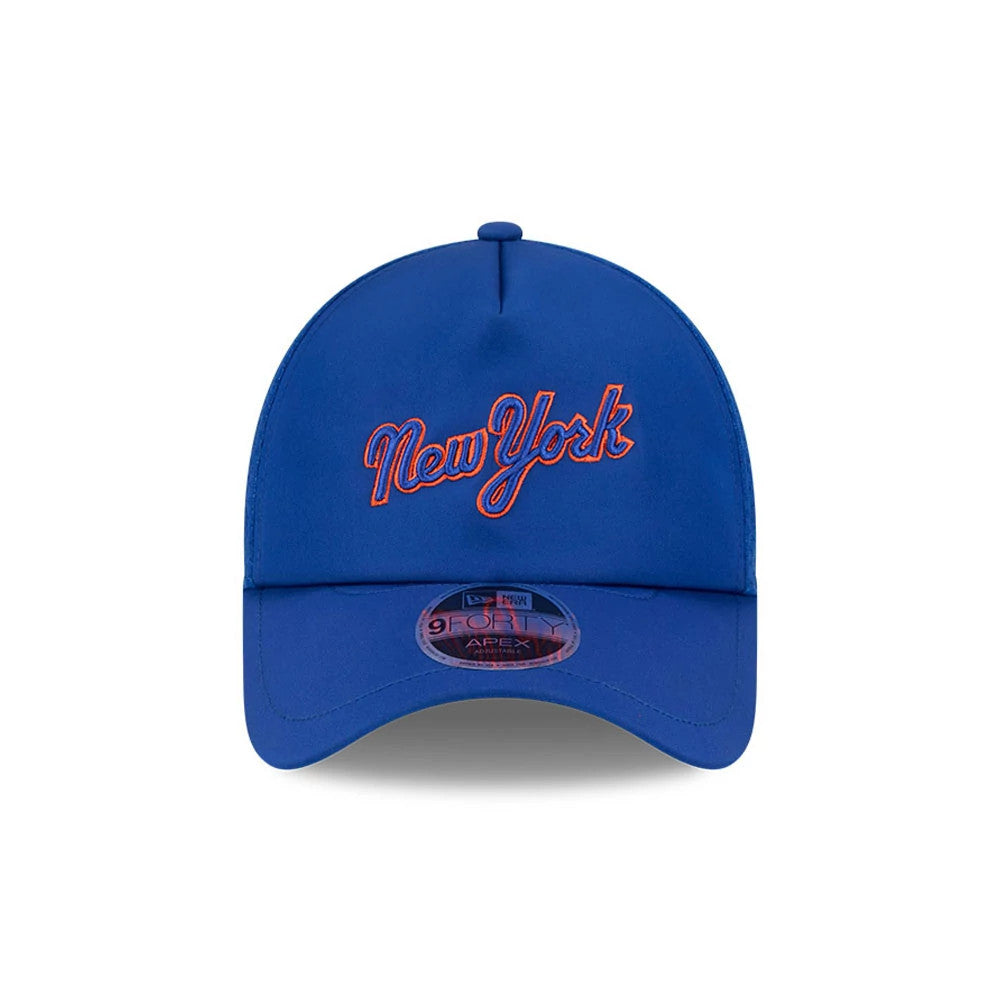 Pictured is this MLB Batting Practice 2026 New York Mets 9FORTY Apex cap in Blue. 2