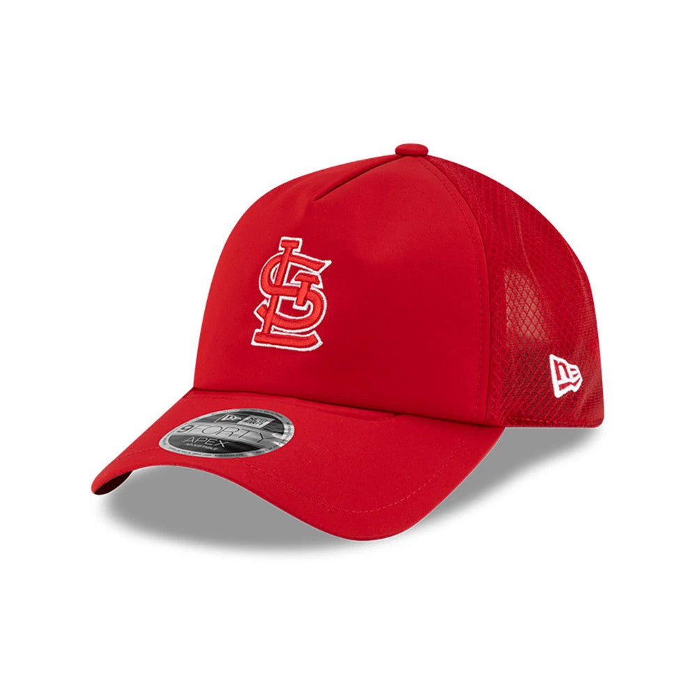 St. Louis Cardinals MLB Batting Practice 2026 Red New Era 9FORTY Apex Adjustable Cap, three-quarter view showing the white embroidered team logo on the front panel, a curved red visor with a 9FORTY size sticker, and mesh side panels.