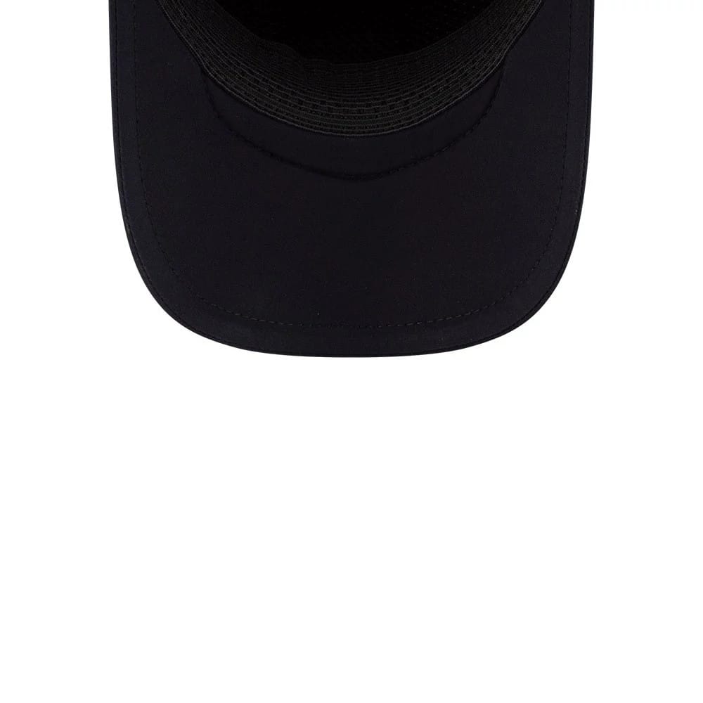 Pictured is this MLB Batting Practice 2026 Seattle Mariners 9FORTY Apex cap in navy. 7