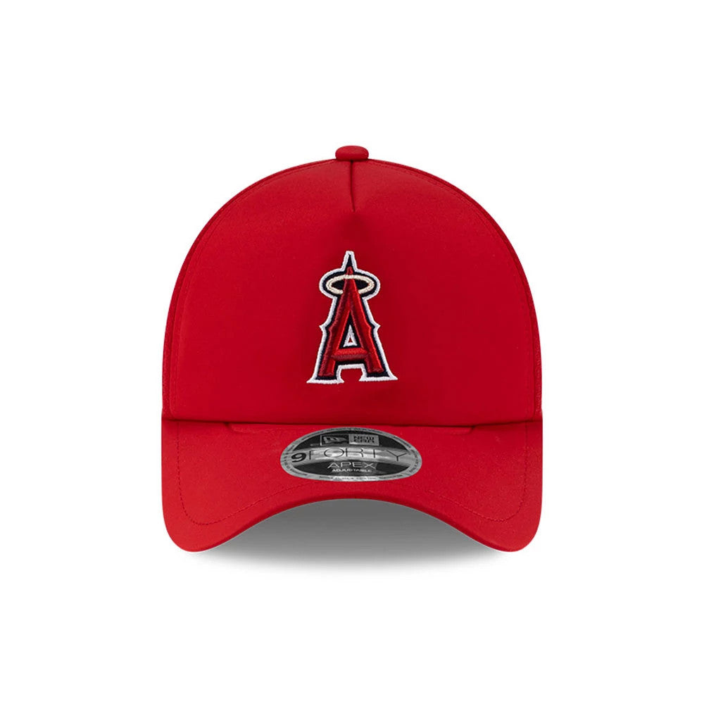LA Angels MLB Batting Practice 2026 Red New Era 9FORTY Apex Adjustable Cap, front view showing the white and red embroidered A logo on the centre front panel and a 9FORTY size sticker on the curved red visor.