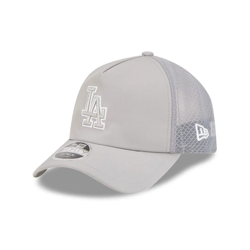 LA Dodgers MLB Batting Practice 2026 Grey New Era 9FORTY Apex Adjustable Cap, three-quarter view showing the white embroidered LA logo on the structured grey front panel, with a hexagonal mesh pattern on the side.