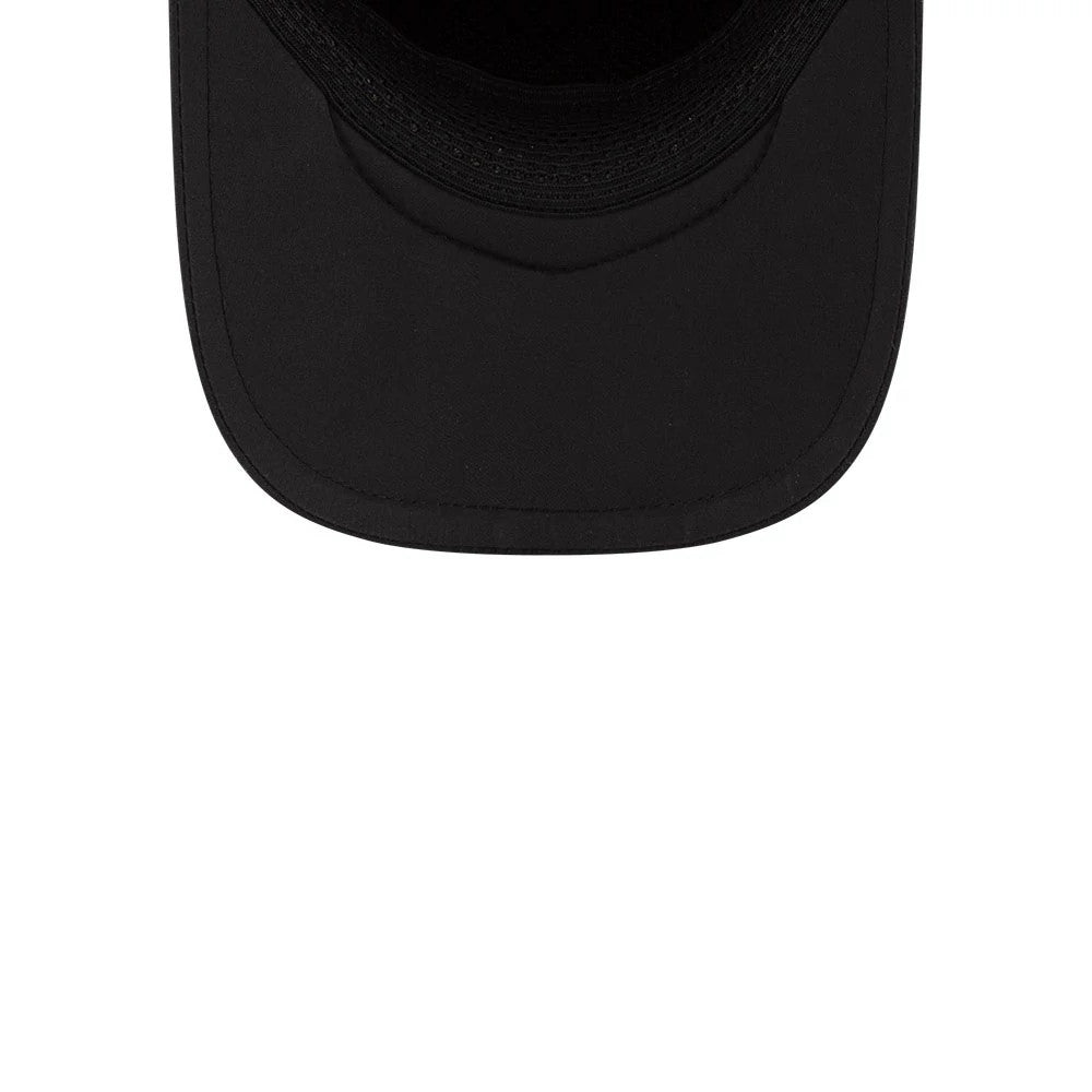 San Francisco Giants MLB Batting Practice 2026 Black New Era 9FORTY Apex Adjustable Cap, inside view showing the black sweatband, the edge of the visor and the seamless black undervisor.