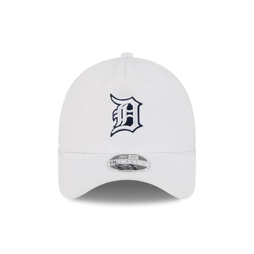 Pictured is this MLB Batting Practice 2026 Detroit Tigers 9FORTY Apex cap in white. 2