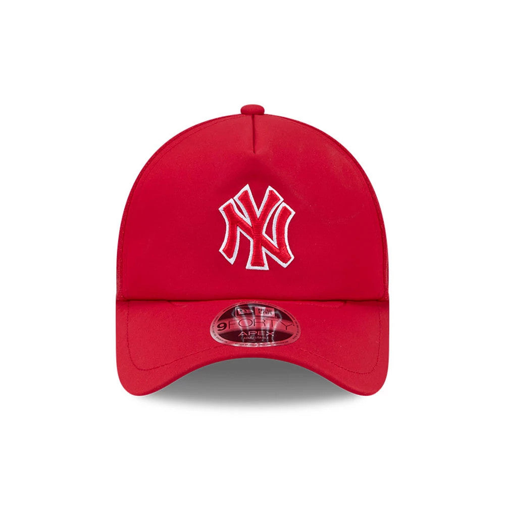 Pictured is this MLB Batting Practice 2026 New York Yankees 9FORTY Apex cap in Red. 2