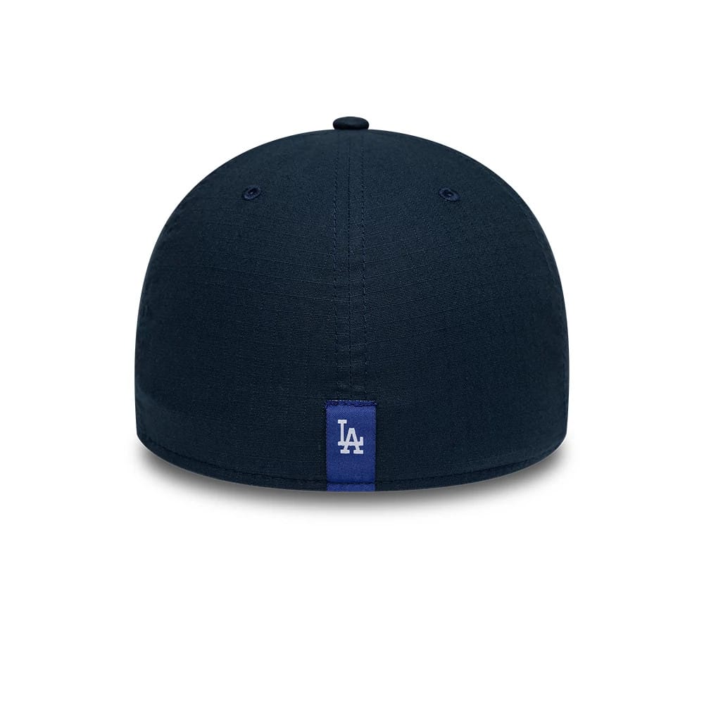 Pictured is this MLB Ripstop LA Dodgers 39THIRTY Stretch Fit cap in dark blue. 7