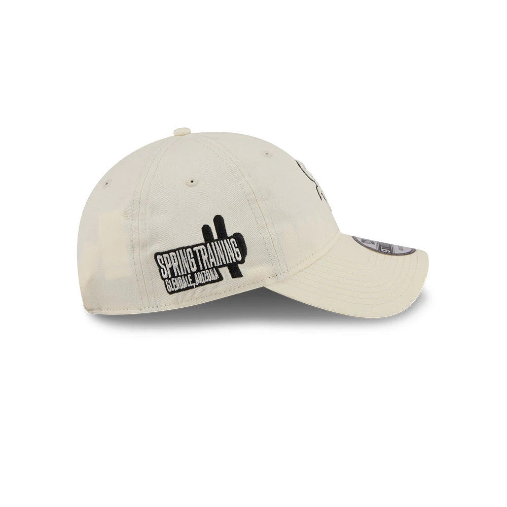 Chicago White Sox MLB Colours White New Era 9TWENTY Adjustable Cap, side view showing black embroidered Spring Training Glendale, Arizona logo on the left panel, featuring an off-white curved visor with a size sticker.