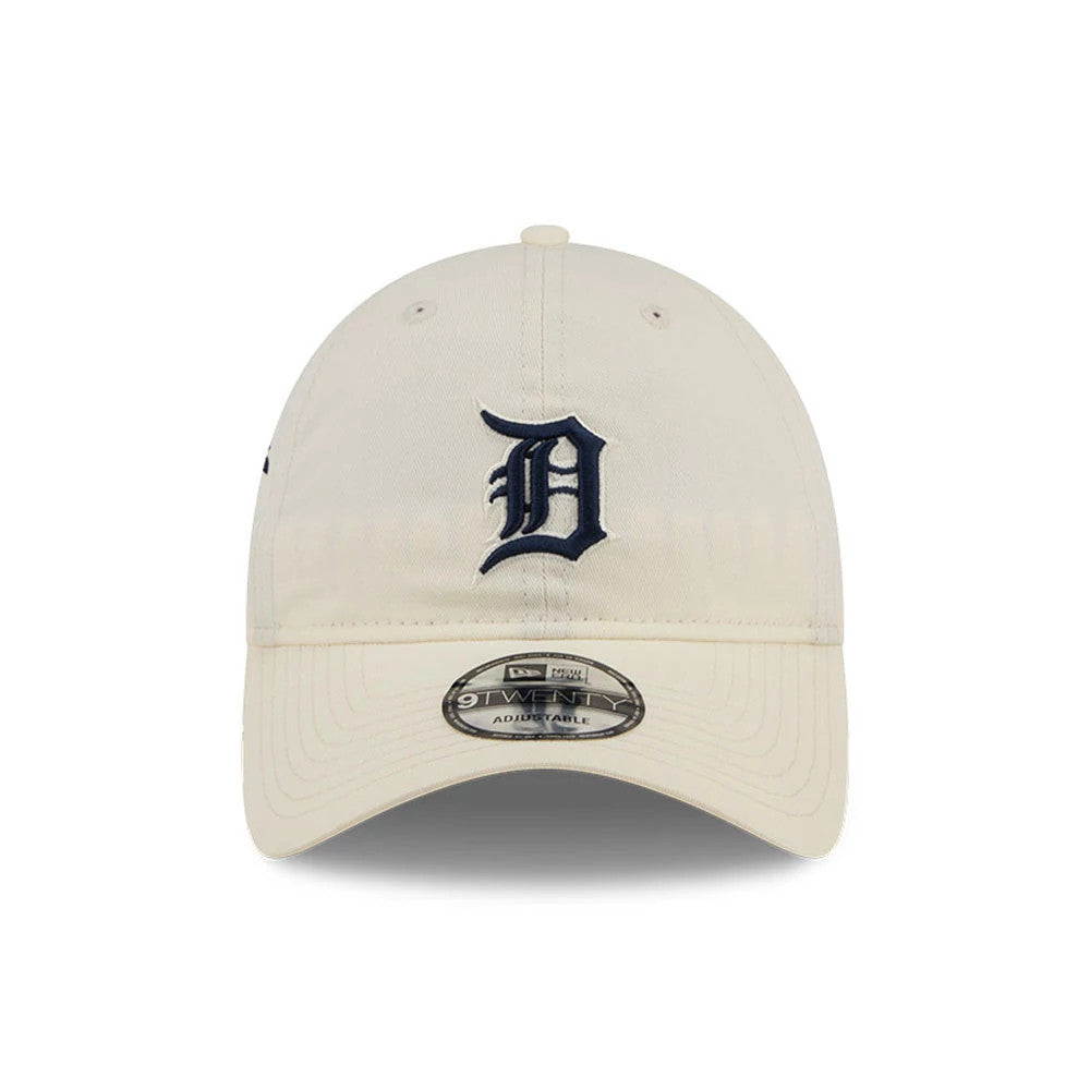 Detroit Tigers MLB Colours White New Era 9TWENTY Adjustable Cap, front view showing the raised navy embroidered D logo on the front panel, with a curved visor and a 9TWENTY size sticker on the white fabric.