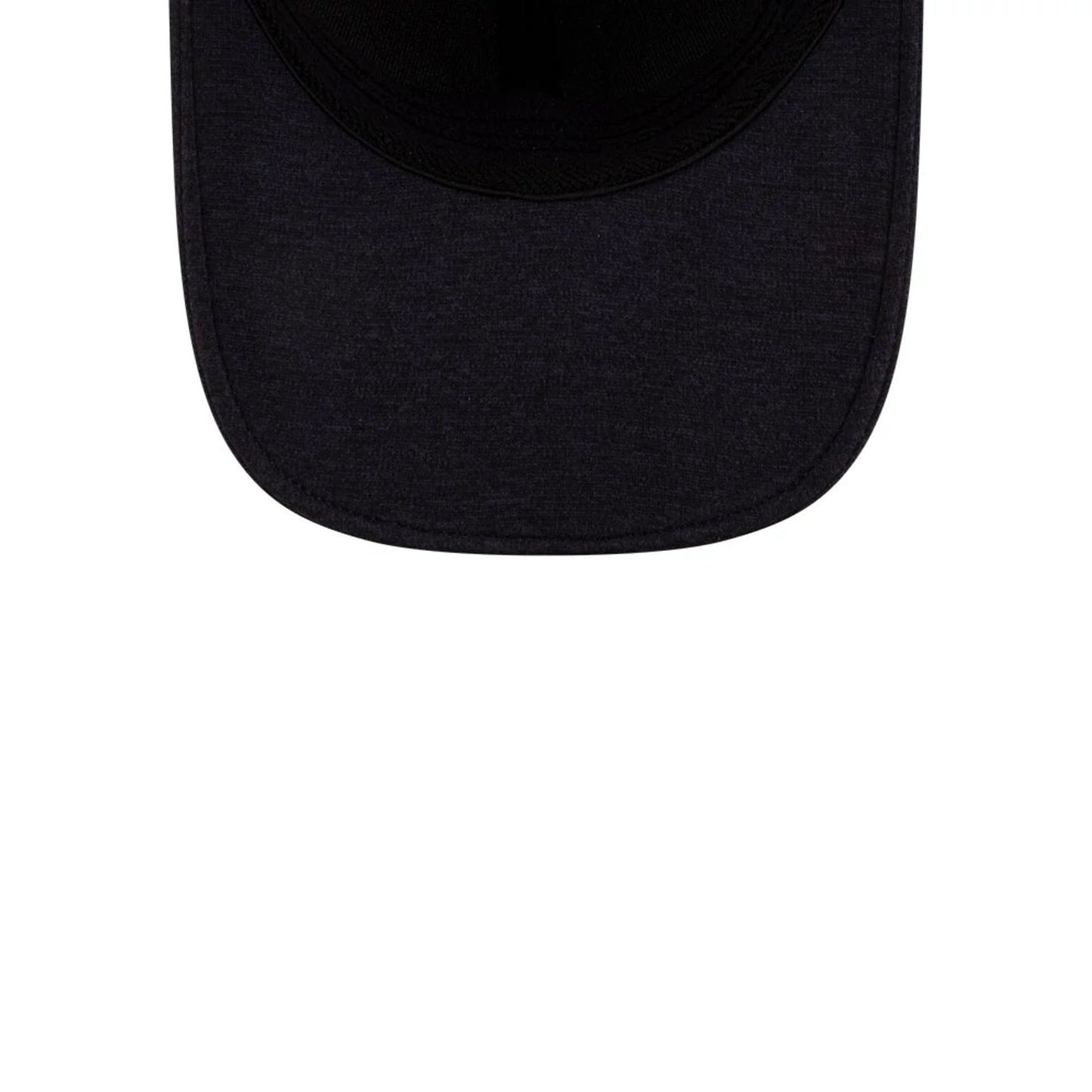 Atlanta Braves MLB Clubhouse Navy New Era 39THIRTY Infinity Stretch Fit Cap, close-up view showing the curved navy visor and the black undervisor of the cap, highlighting its seamless finish.