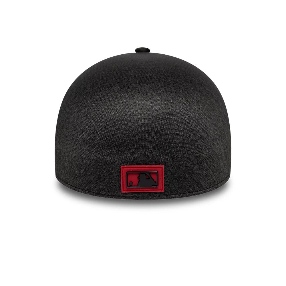 Pictured is this MLB Clubhouse Arizona Diamondbacks 39THIRTY Infinity Stretch Fit cap in black. 4