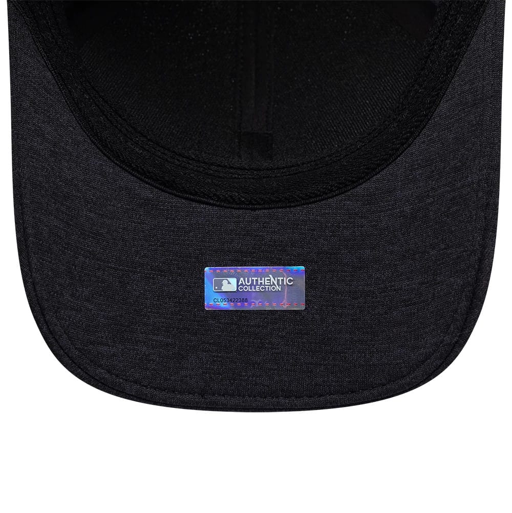 Pictured is this MLB Clubhouse Boston Red Sox 39THIRTY Infinity Stretch Fit cap in navy. 7
