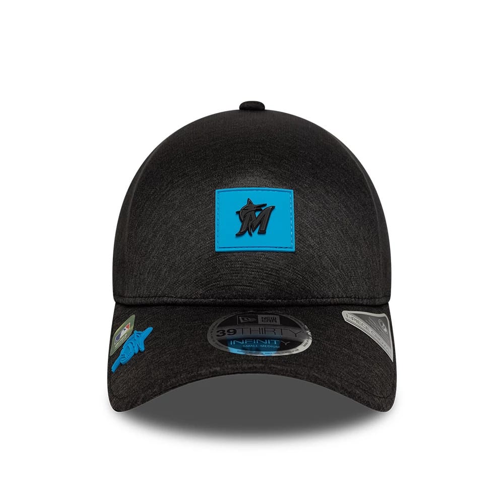 Pictured is this MLB Clubhouse Miami Marlins 39THIRTY Infinity Stretch Fit cap in black. 2