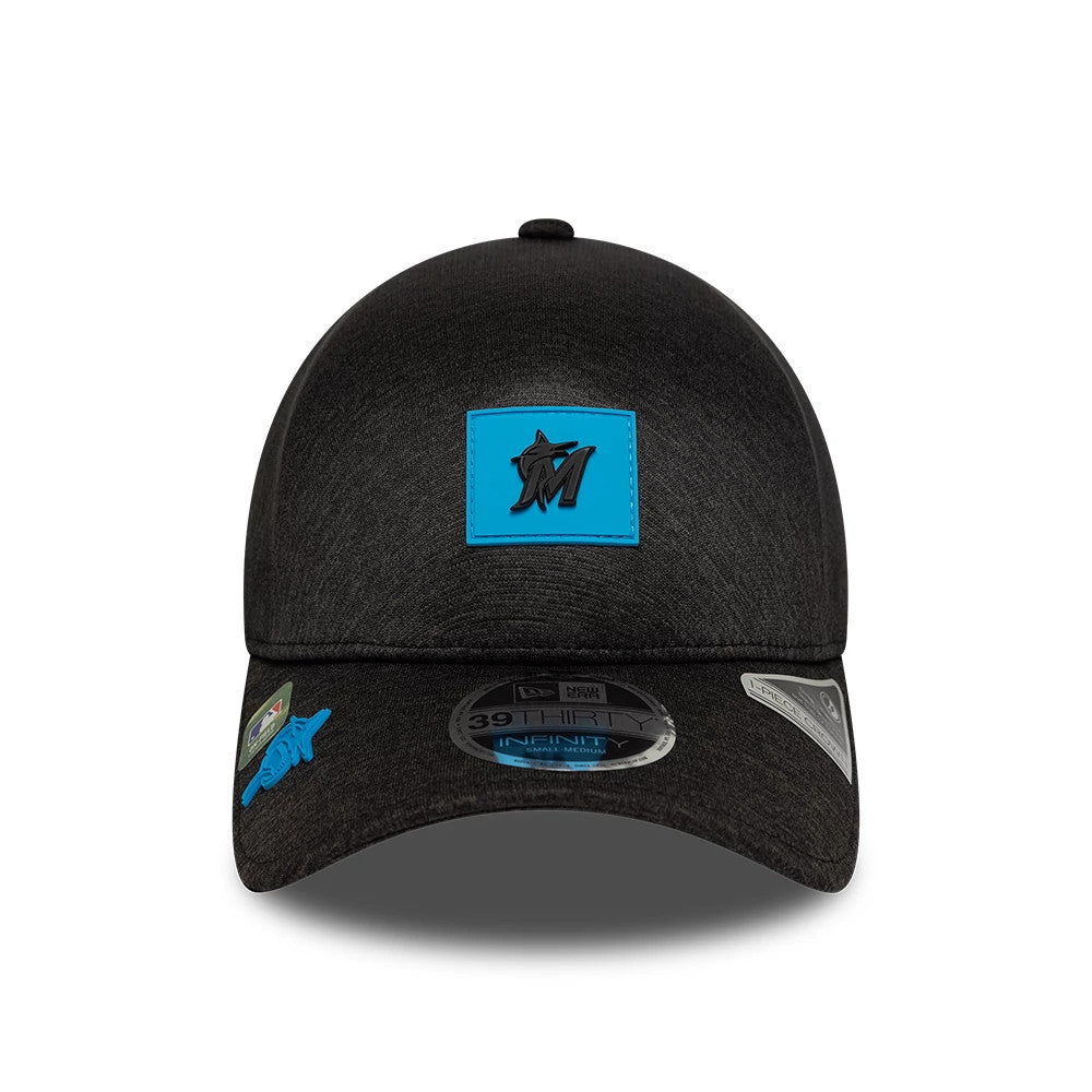Pictured is this MLB Clubhouse Miami Marlins 39THIRTY Infinity Stretch Fit cap in black. 2