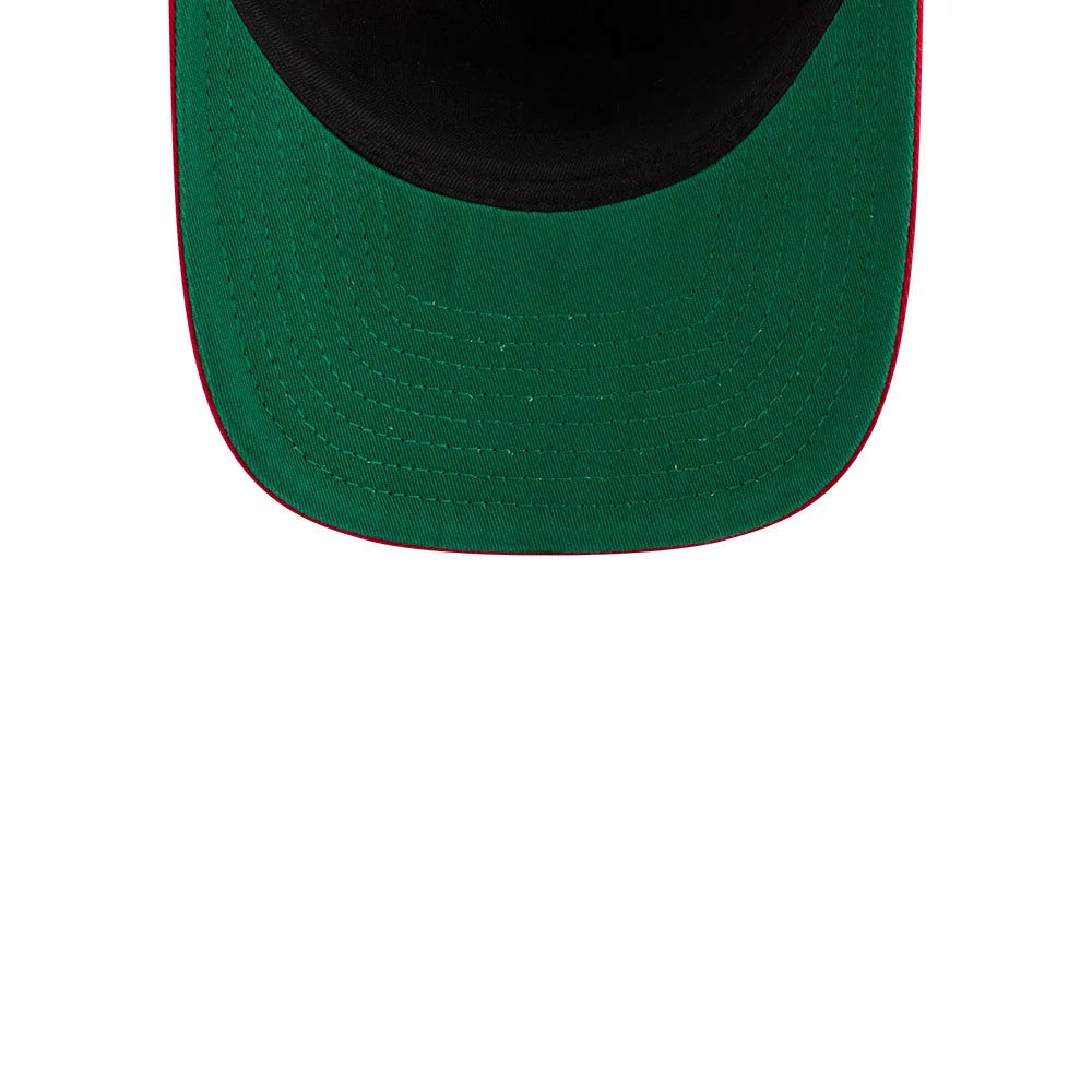 Chicago Bulls NBA Historic Red New Era 9FIFTY A-Frame Snapback Adjustable Cap, underside view showing the green undervisor contrasting with the black top and red trim along the edges of the flat visor.