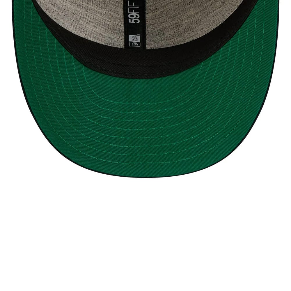 Pictured is this MLB Linen New York Yankees Retro Crown 59FIFTY Fitted cap in Cream. 2