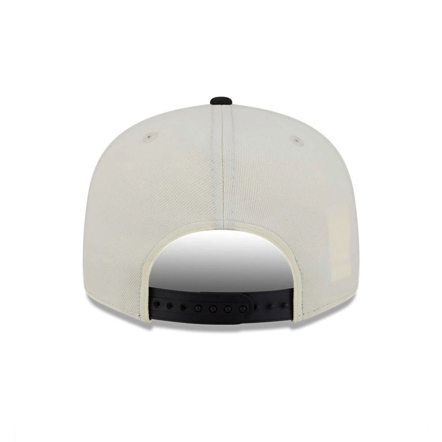 Pictured is this NHL Localized LA Kings 9FIFTY Snapback cap in white. 7