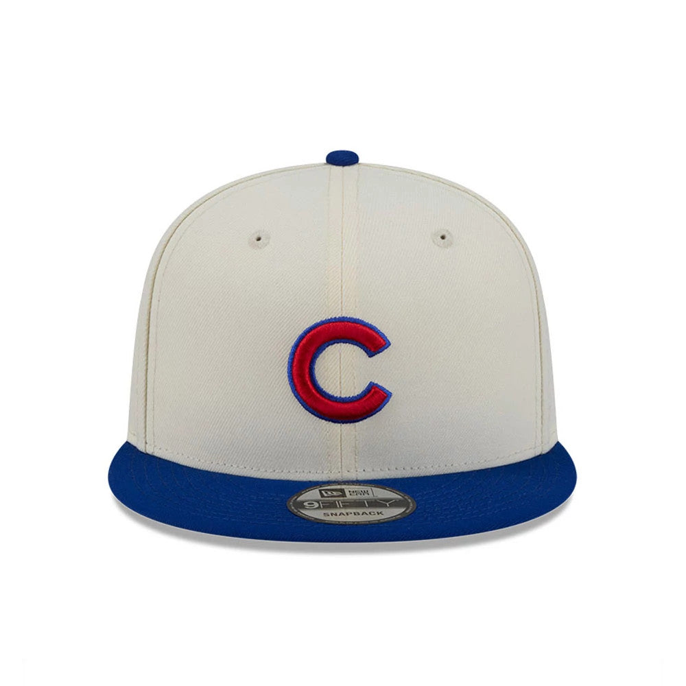 Chicago Cubs MLB Localized White New Era 9FIFTY Snapback Adjustable Cap, front view showing the raised red C logo on the white front panel, with a contrasting blue flat visor and 9FIFTY size sticker.