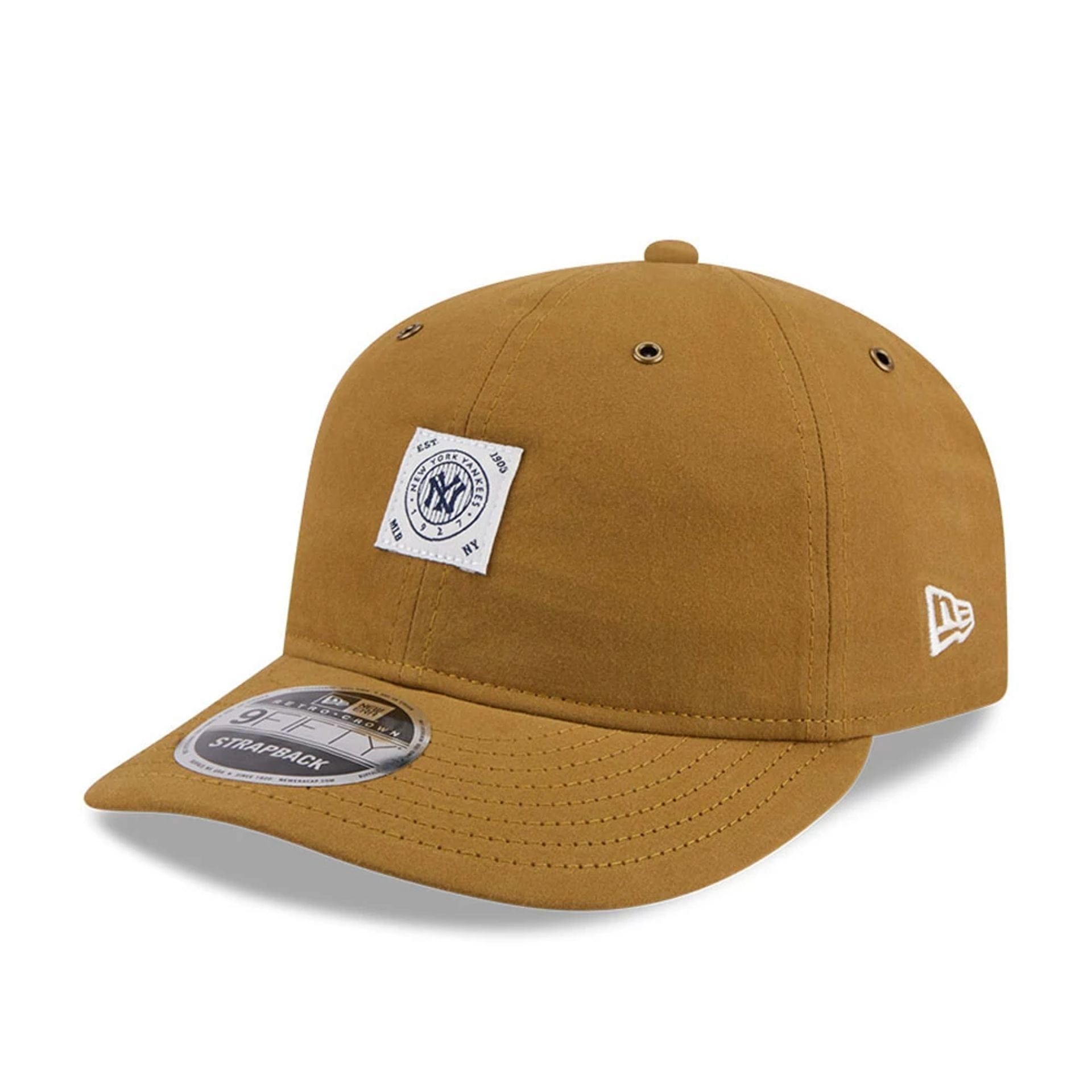 Pictured is this MLB Brushed New York Yankees Retro Crown 9FIFTY cap in Dark Beige. 1