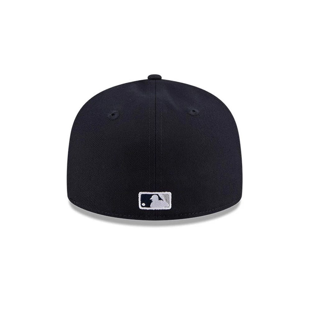 Pictured is this MLB Hidden Hit New York Yankees 59FIFTY Fitted cap in navy. 7