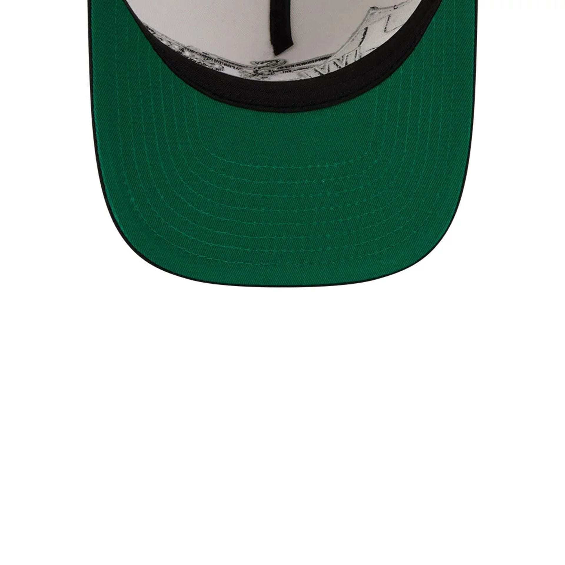 Pictured is this MLB Classic Chicago White Sox 9FIFTY A-Frame Snapback cap in White. 2