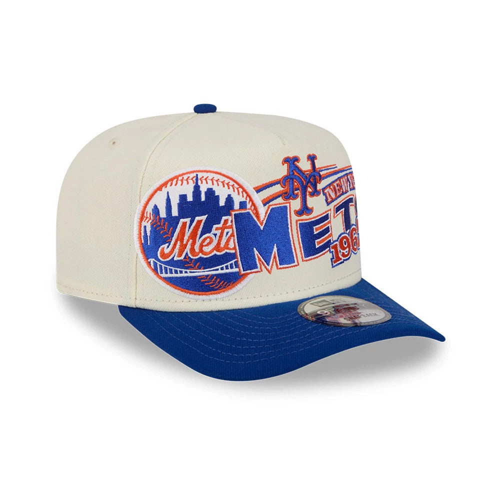 New York Mets MLB Classic Cream New Era 9FIFTY A-Frame Snapback Adjustable Cap, three-quarter view showing the blue and orange embroidered Mets logo on the structured cream front panels and a blue flat visor with a 9FIFTY size sticker.
