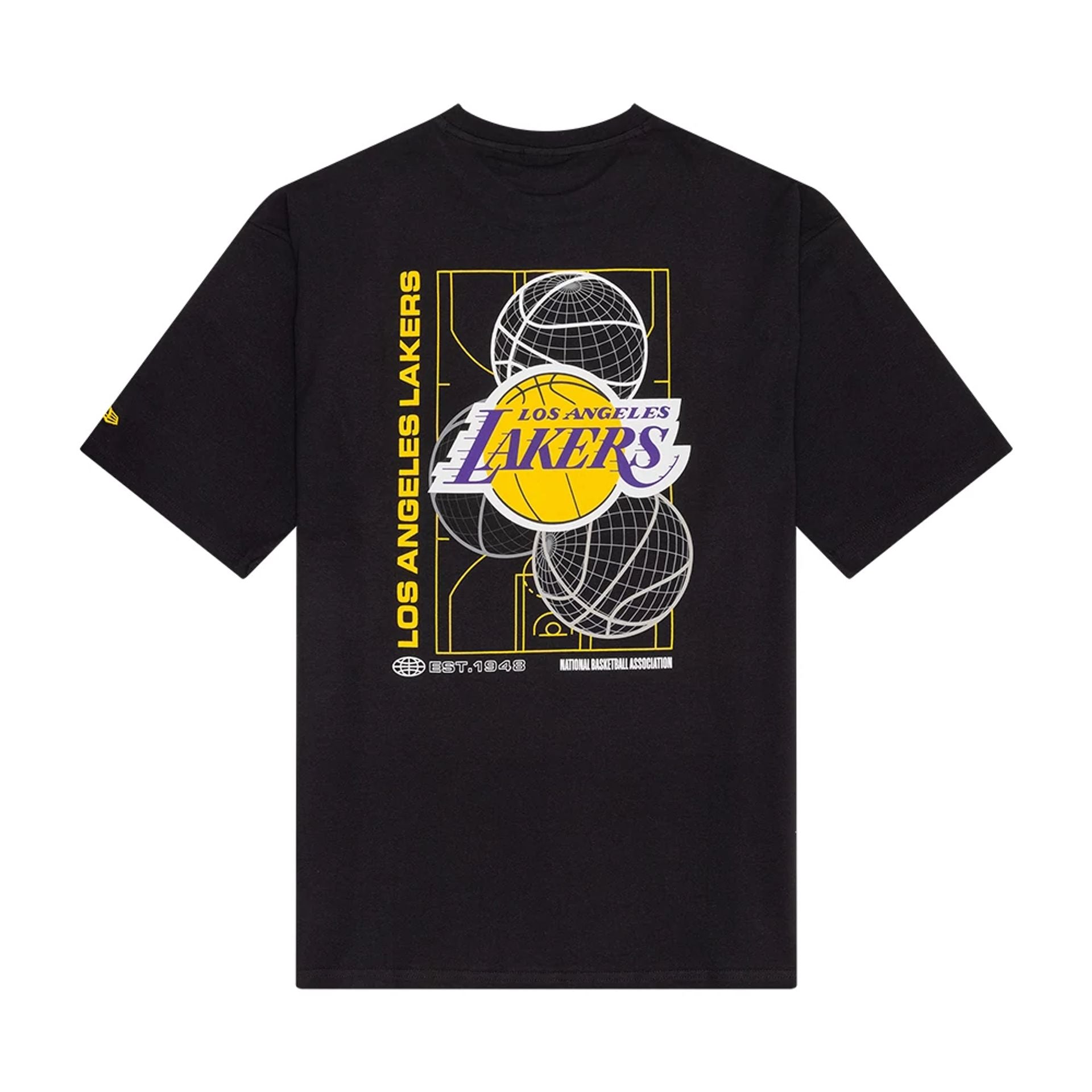 The Male model is wearing LA Lakers NBA Basketball Graphic Black Oversized T-Shirt 1