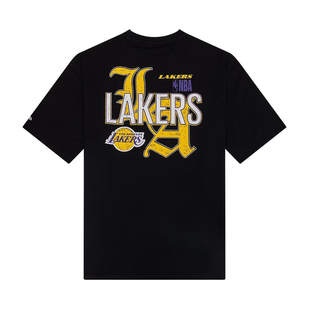 The Male model is wearing LA Lakers NBA Font Graphic Black Oversized T-Shirt 2