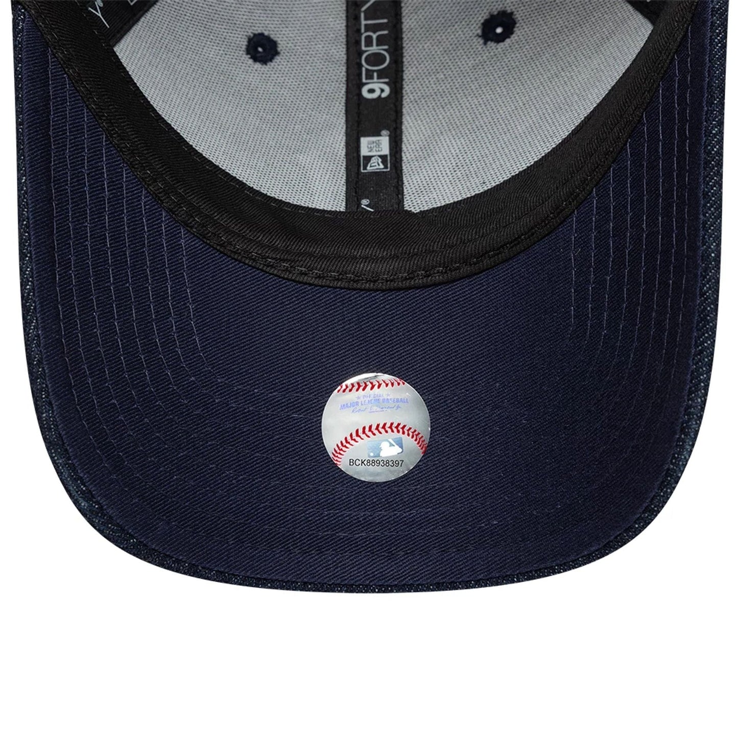 This is a New York Yankees MLB Denim Blue 9FORTY Adjustable Cap 7