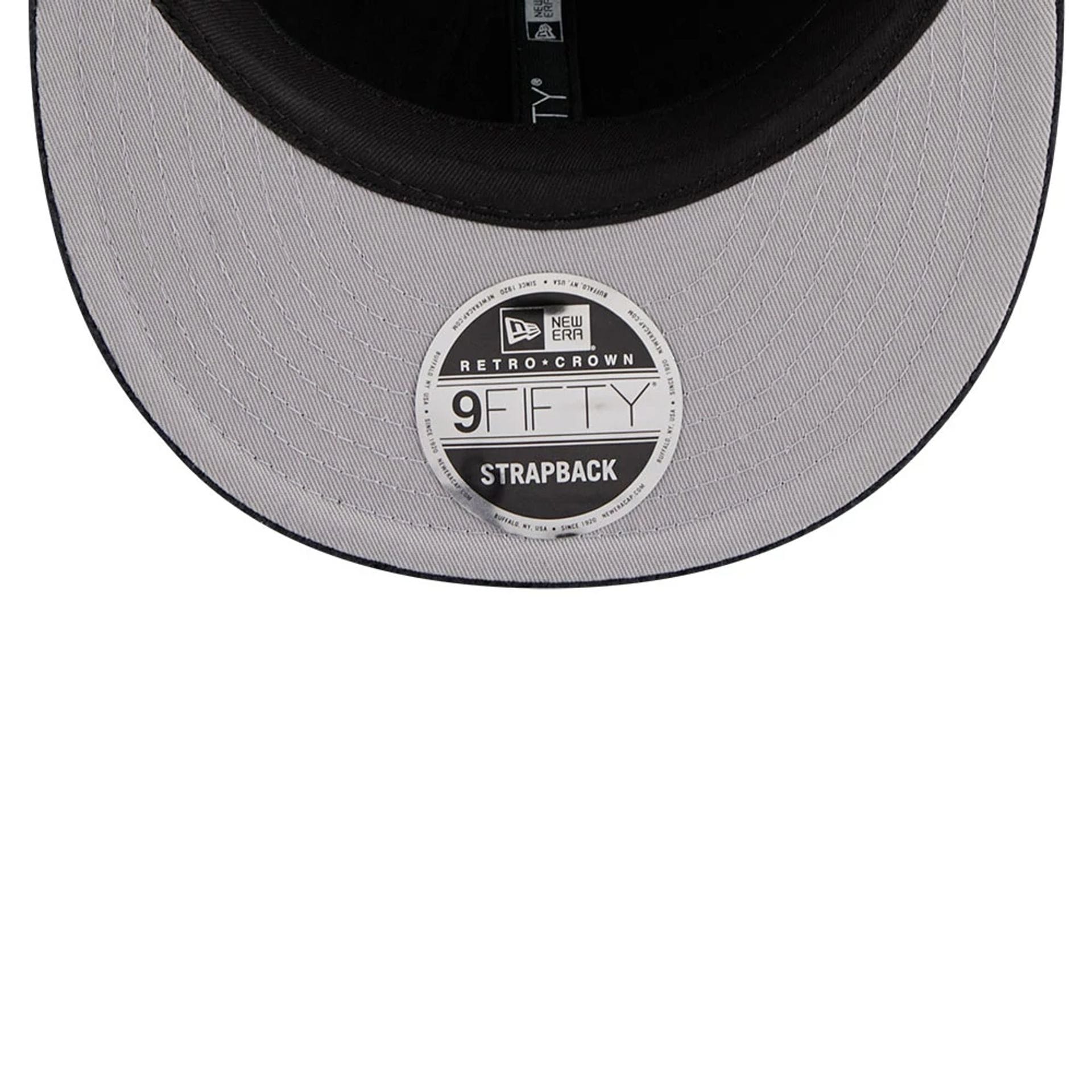 This is a New Era Waffle Knit Navy Retro Crown 9FIFTY Adjustable Cap 2