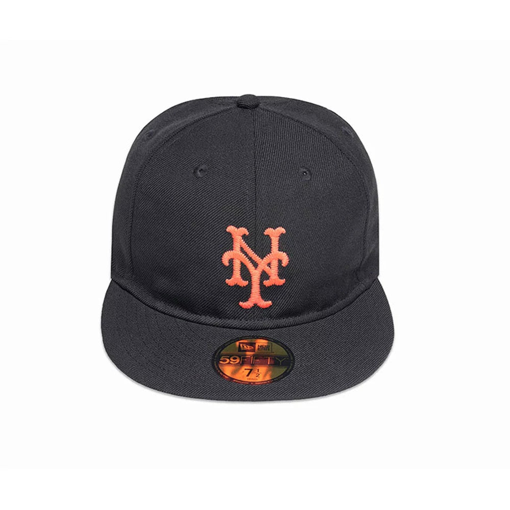 New York Mets MLB Soft Black New Era 59FIFTY Fitted Cap, front view showing the orange raised embroidered NY logo on the black front panel, with a flat black visor and a gold 59FIFTY size sticker.