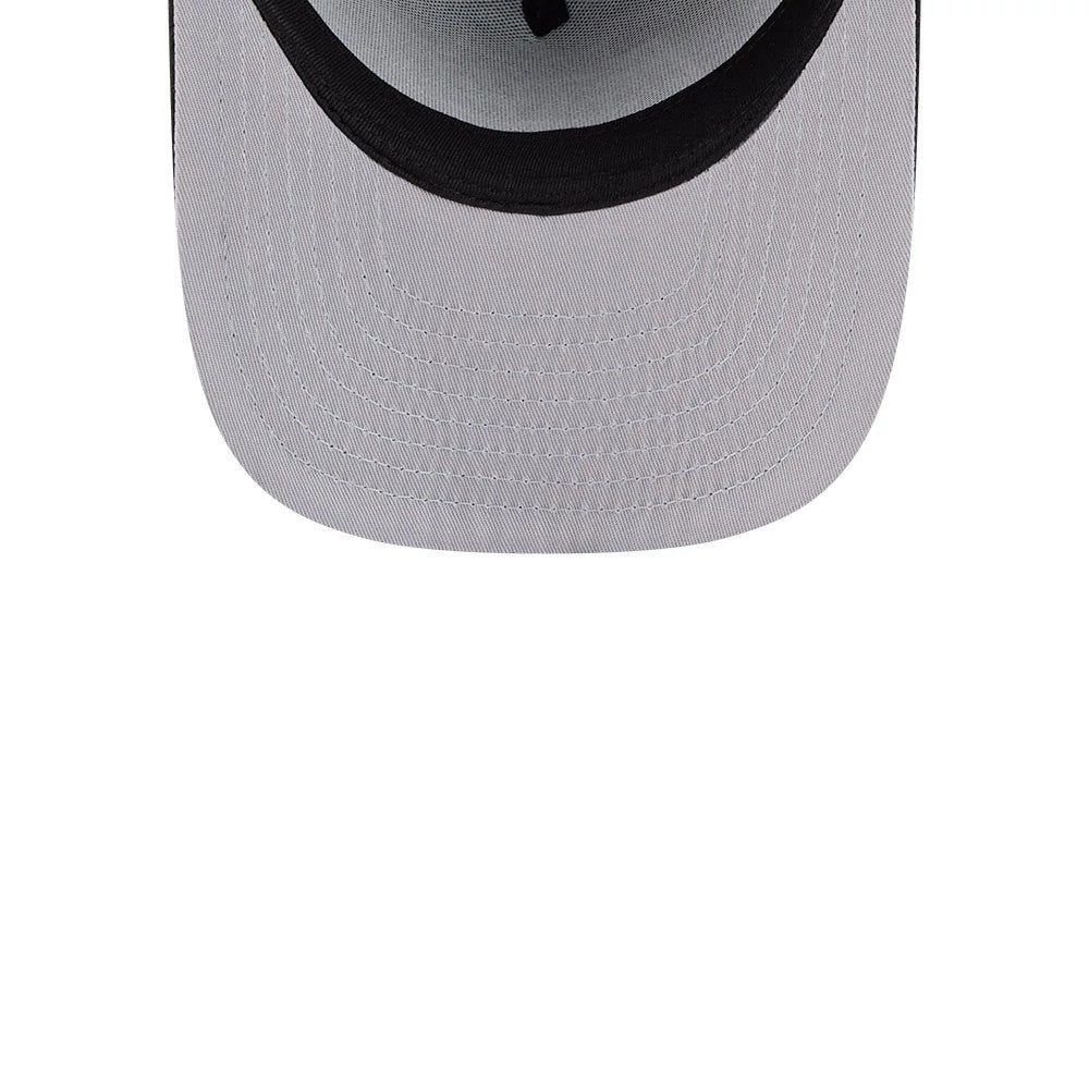 Pictured is this NHL Evergreen LA Kings 9FIFTY A-Frame Snapback cap in black. 2
