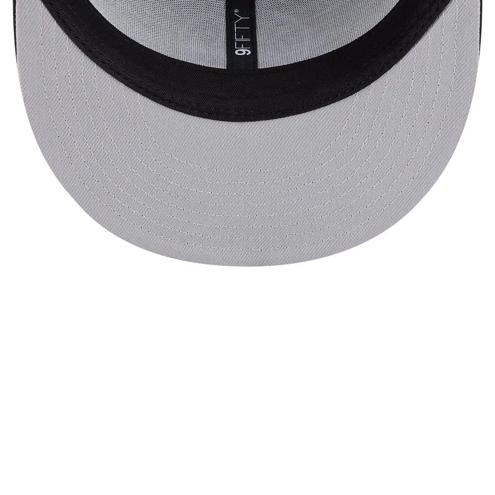 Pictured is this MLB Evergreen New York Yankees 9FIFTY Trucker cap in black. 2
