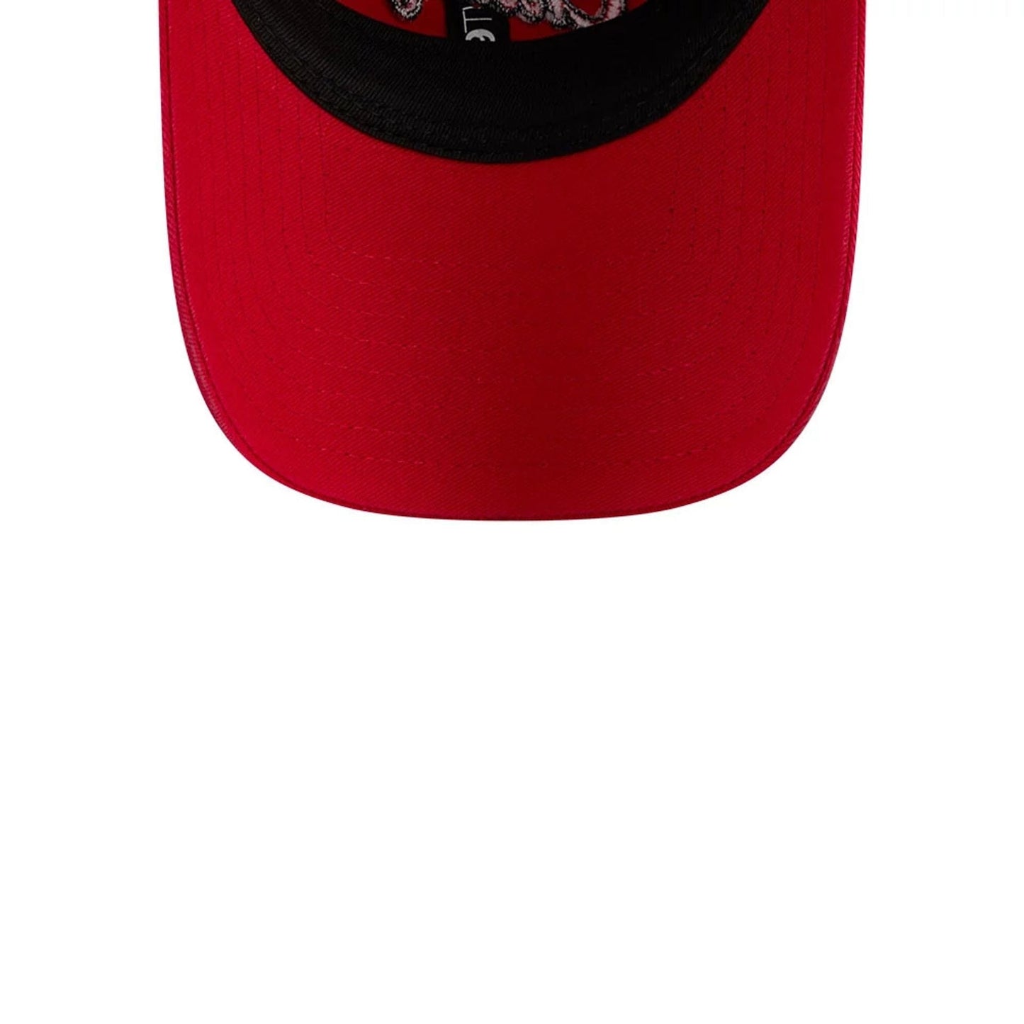 Chicago Bulls NBA Hardwood Classic Red New Era 9TWENTY Adjustable Cap, inside view showing the black sweatband, contrasting red taping, and a detailed Chicago Bulls graphic on the crown against a black interior.