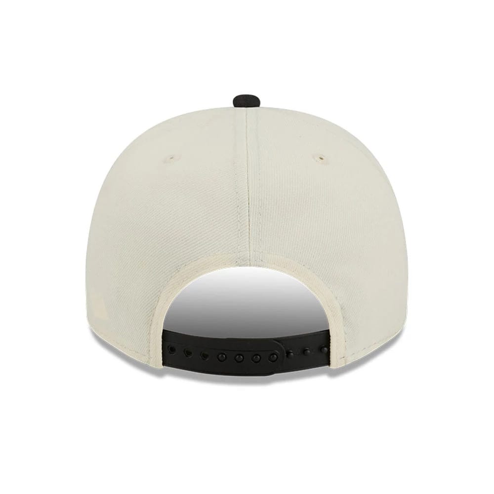 Pictured is this NBA Hardwood Classic Chicago Bulls 9FIFTY A-Frame Snapback cap in black. 7
