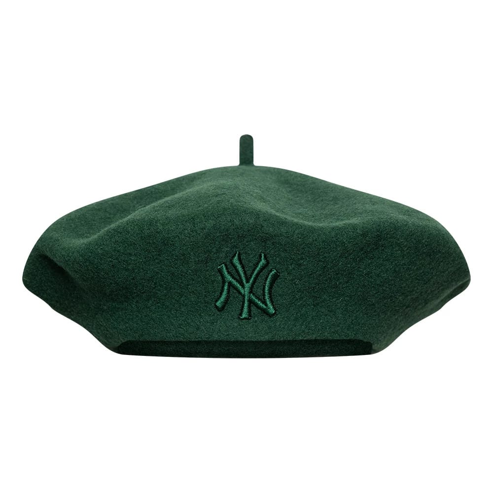 New Era New York Yankees Womens MLB Wool Dark Green Beret, front view showing the dark green embroidered NY logo on the centre of the wool beret, with a classic beret shape and a small stem at the top.