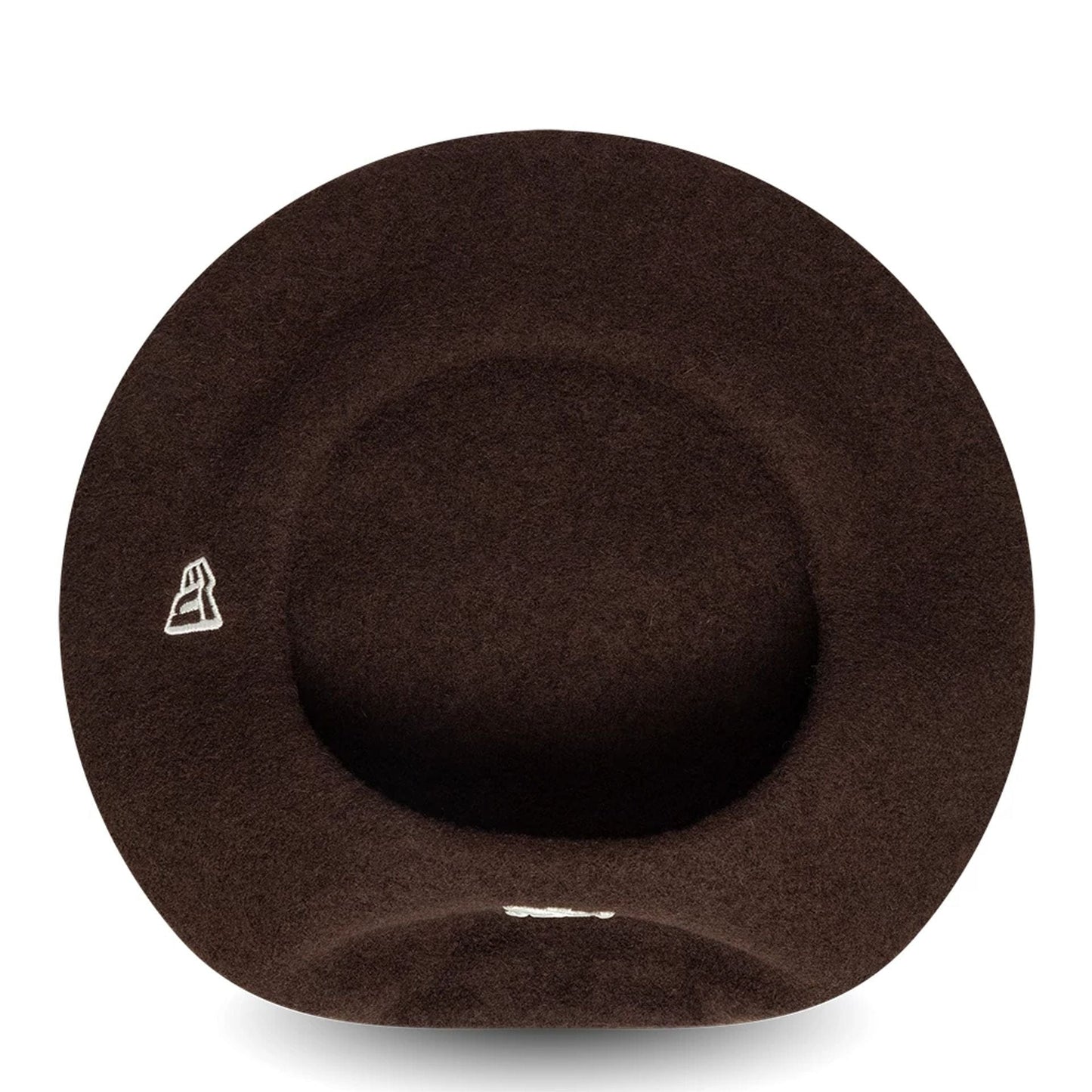 This is a New York Yankees Womens MLB Wool Dark Brown Beret 5