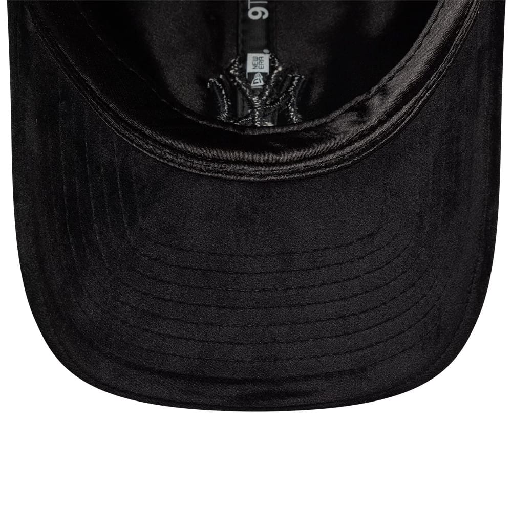 This is a New York Yankees MLB Velour Black 9TWENTY Bow Back Adjustable Cap 7