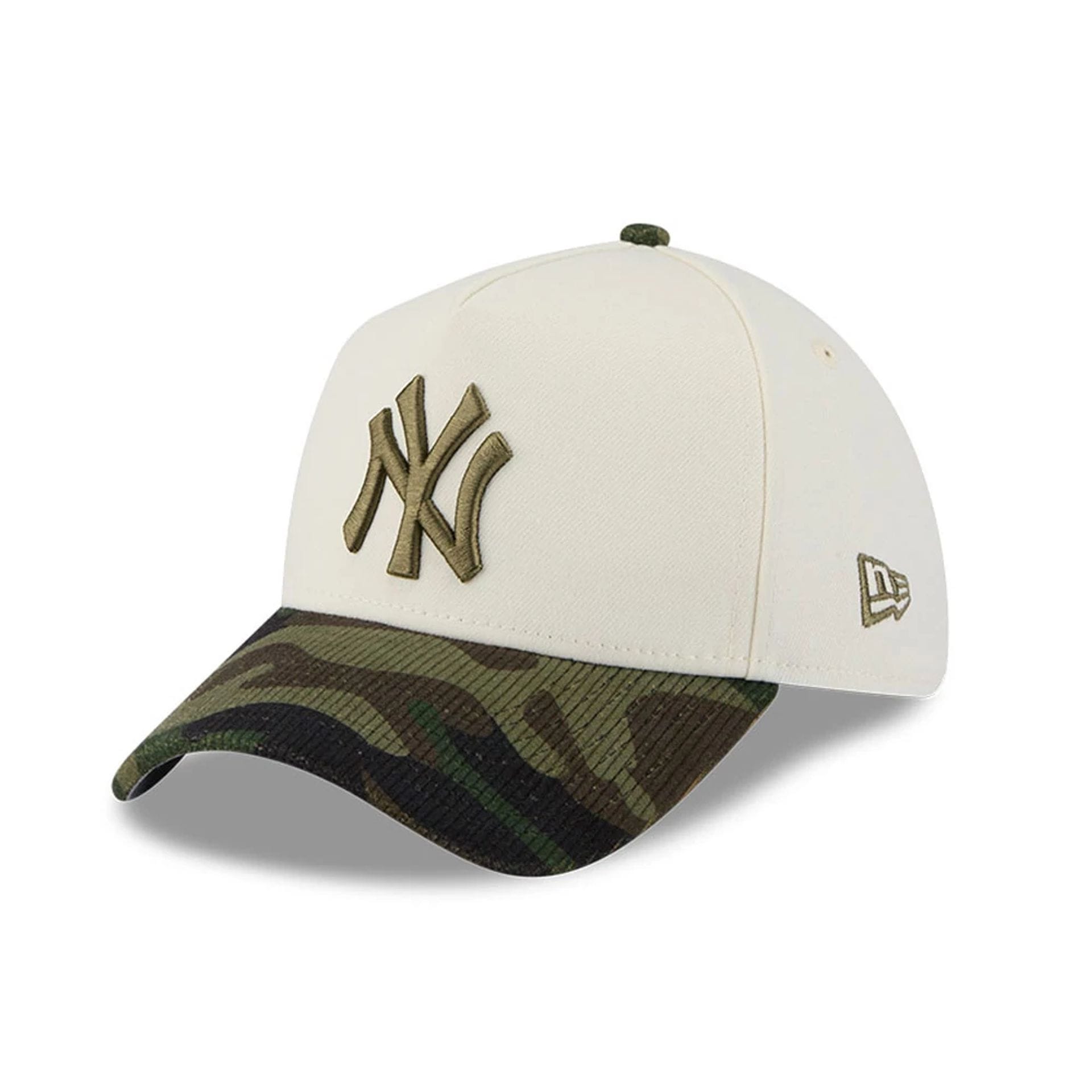 Pictured is this MLB Camo Visor New York Yankees 39THIRTY A-Frame Stretch Fit cap in Cream. 1