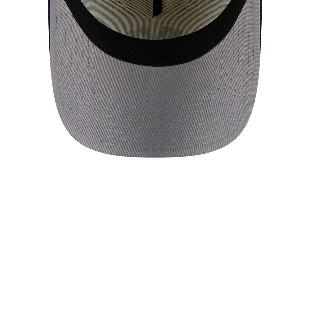 Pictured is this MLB Chrome New York Yankees 39THIRTY A-Frame Stretch Fit cap in Navy. 2