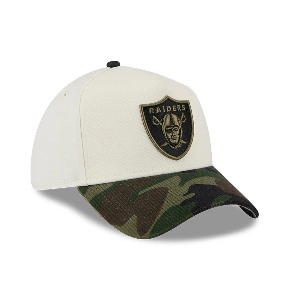 Las Vegas Raiders NFL Camo Visor Cream New Era 39THIRTY A-Frame Stretch Fit Cap, three-quarter view showing the black embroidered Raiders shield logo on the front cream panel with a camouflage-patterned curved visor.