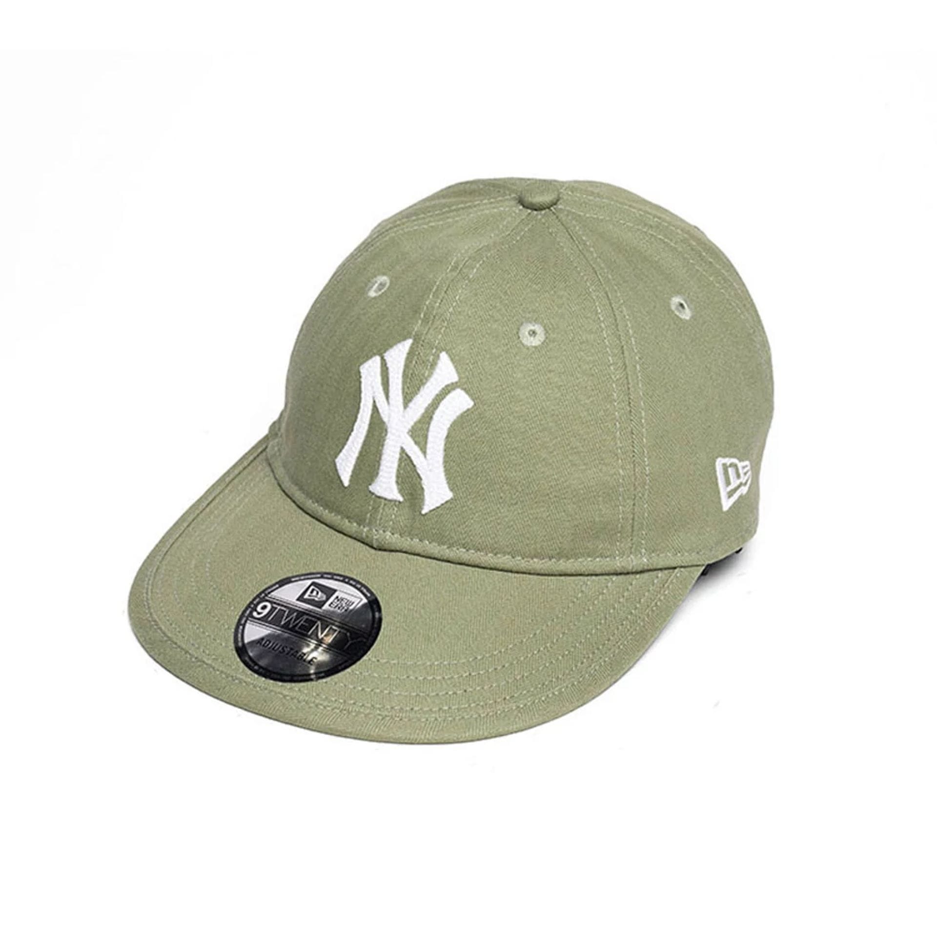 Pictured is this MLB Herringbone New York Yankees 9TWENTY cap in green. 1