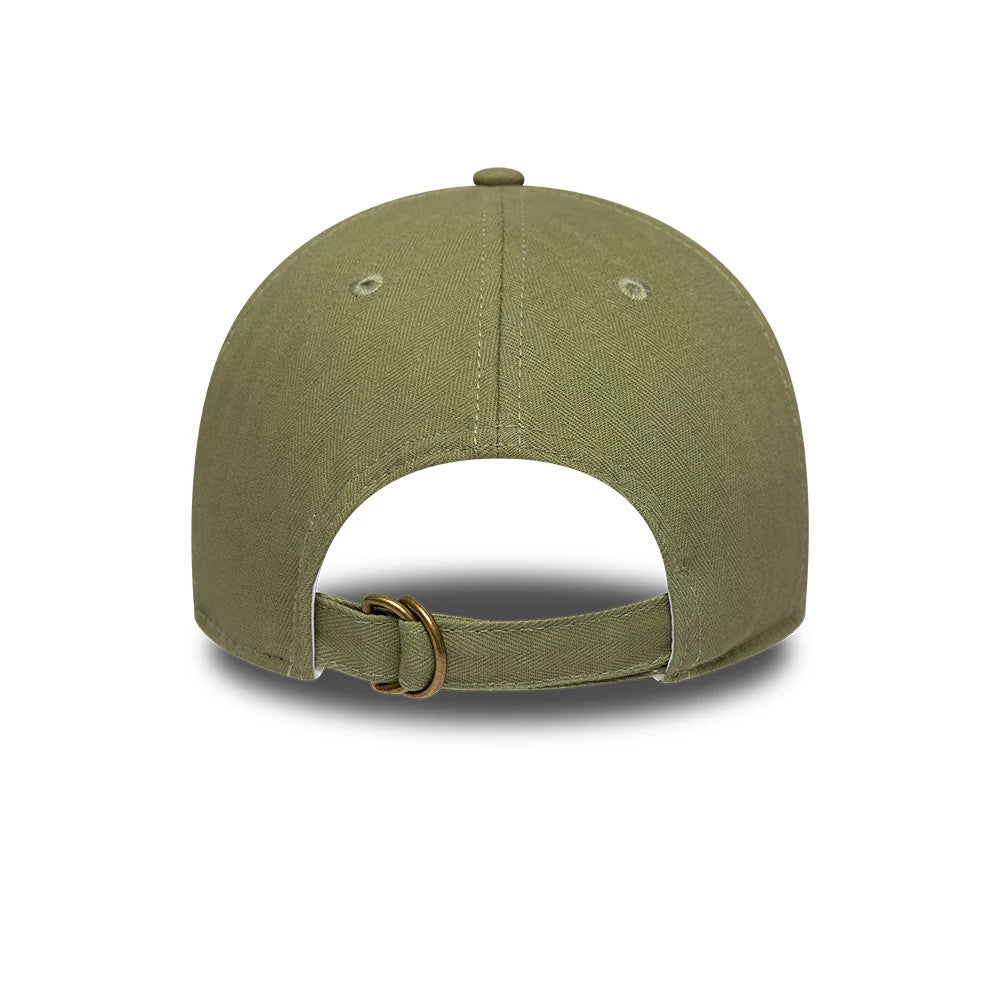 New York Yankees MLB Herringbone Green New Era 9TWENTY Adjustable Cap, rear view showing the curved opening with an adjustable strap and brass buckle, highlighting the herringbone pattern on the structured green crown and woven eyelets.