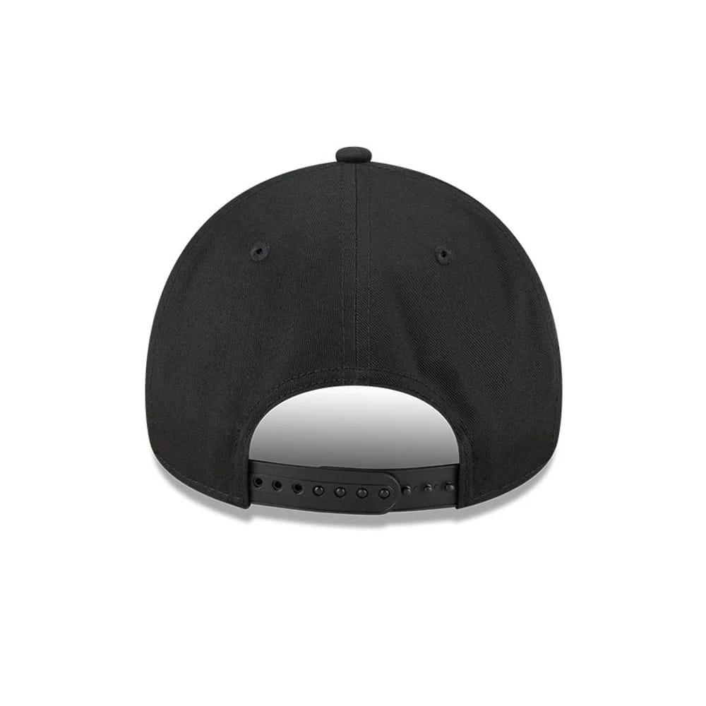Pictured is this MLB Barb Visor Las Vegas Raiders 9FORTY A-Frame cap in black. 7