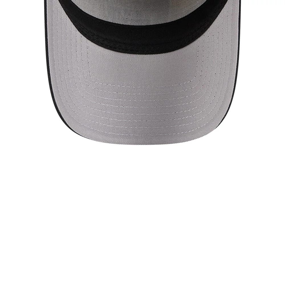 Pictured is this NFL Desert 2 Tone Las Vegas Raiders 9FORTY A-Frame cap in beige. 2