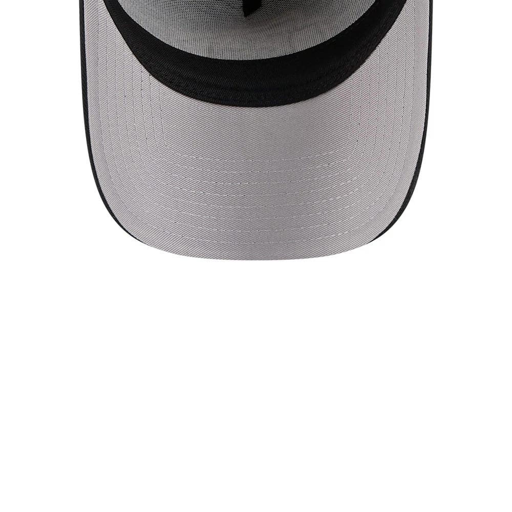 Pictured is this NFL Desert 2 Tone Kansas City Chiefs 9FORTY A-Frame cap in beige. 2